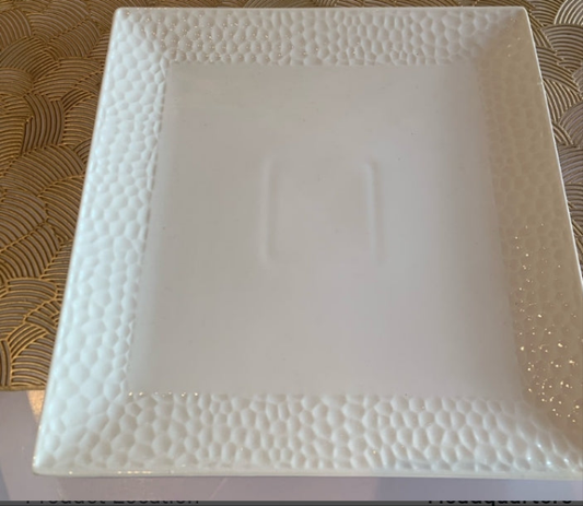 Square patterned ceramic plate set