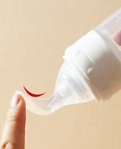 Silicone Baby feeding bottle with spoon with suction Buttom