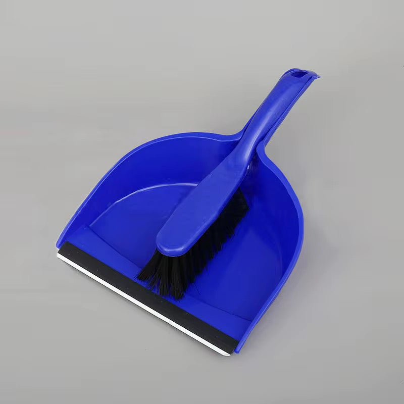 Table dustpan with brush