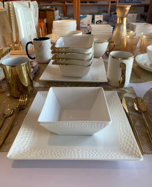 Square Patterned Plate Set