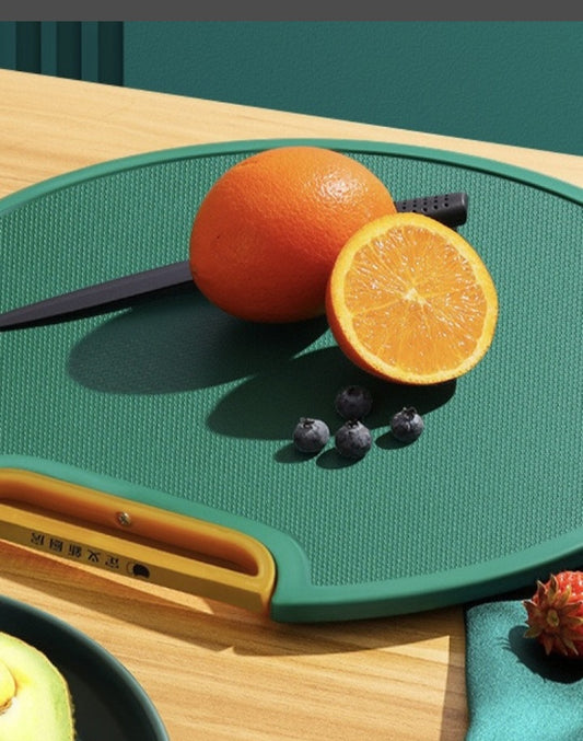 Green chopping board