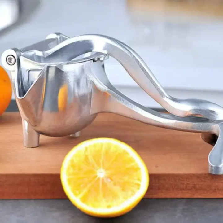 Manual metal citrus press