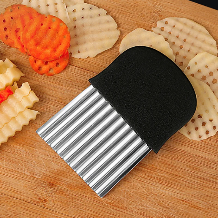 Stainless steel wavy knife