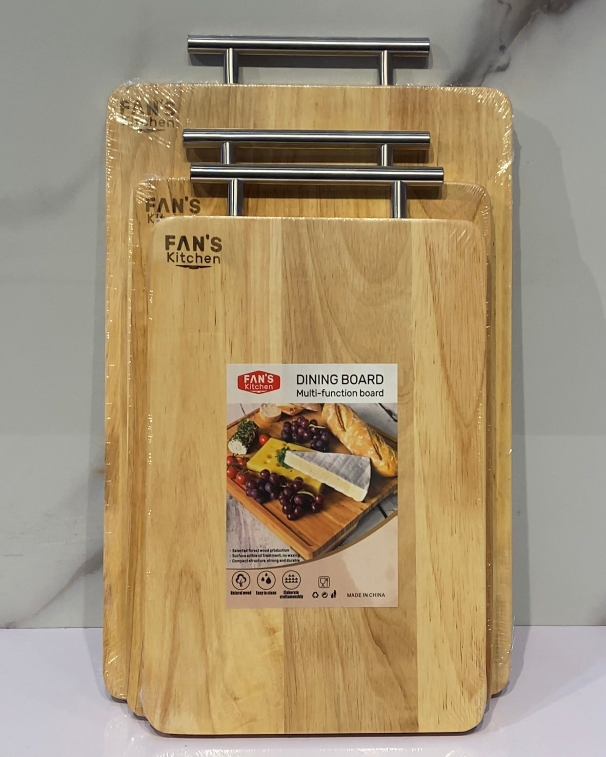 High-quality wooden chopping board/charcuterie board