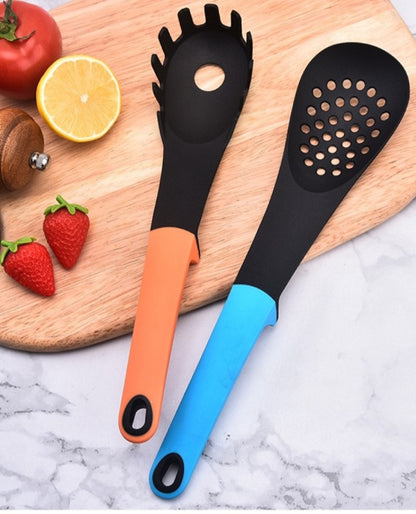 Plastic 6 Piece Cooking spoon set
